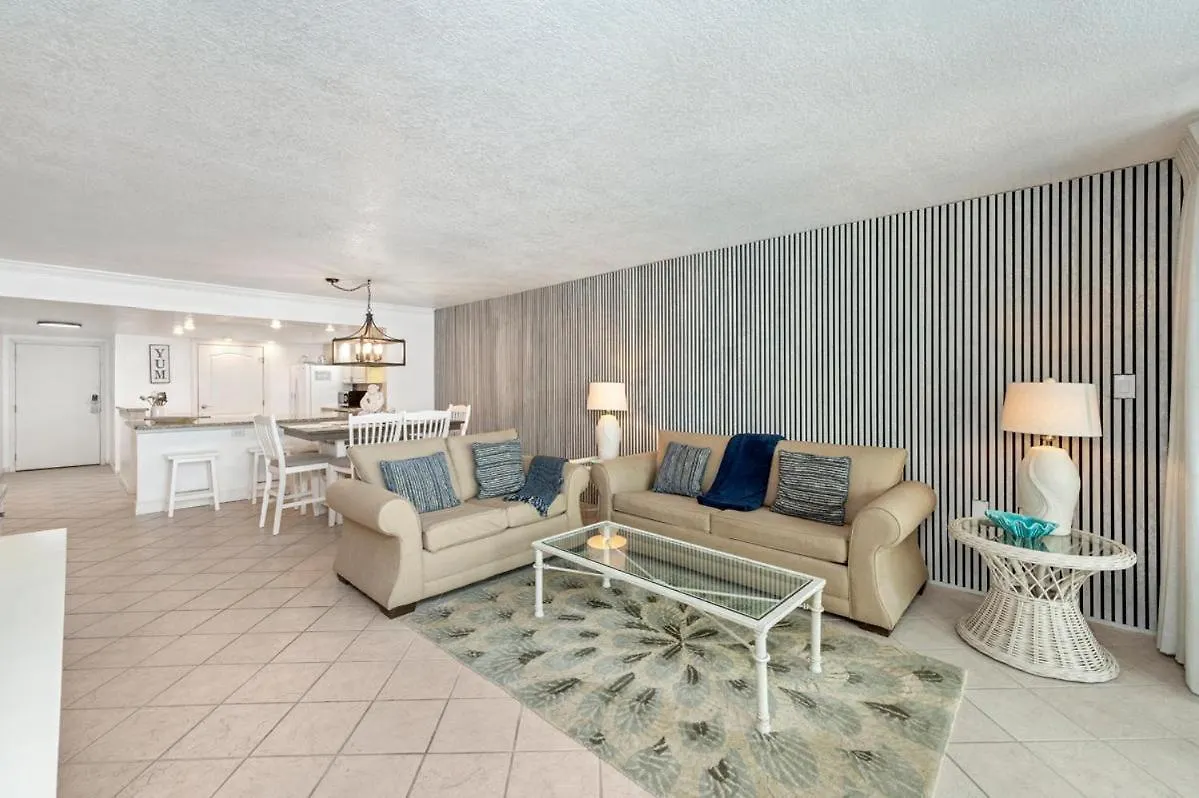 2085 - Beachfront Shoreline Towers - Free Beach Setup Destin 0*,