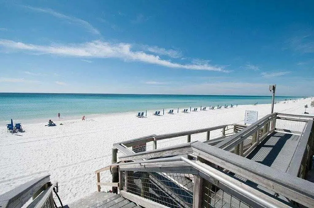 2085 - Beachfront Shoreline Towers - Free Beach Setup Destin Holiday home